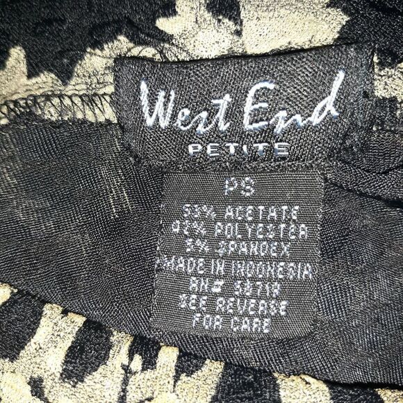 West End Petites Stretch Lace Animal Print Top Sleeveless Cowl Neck Size PS - Picture 4 of 6